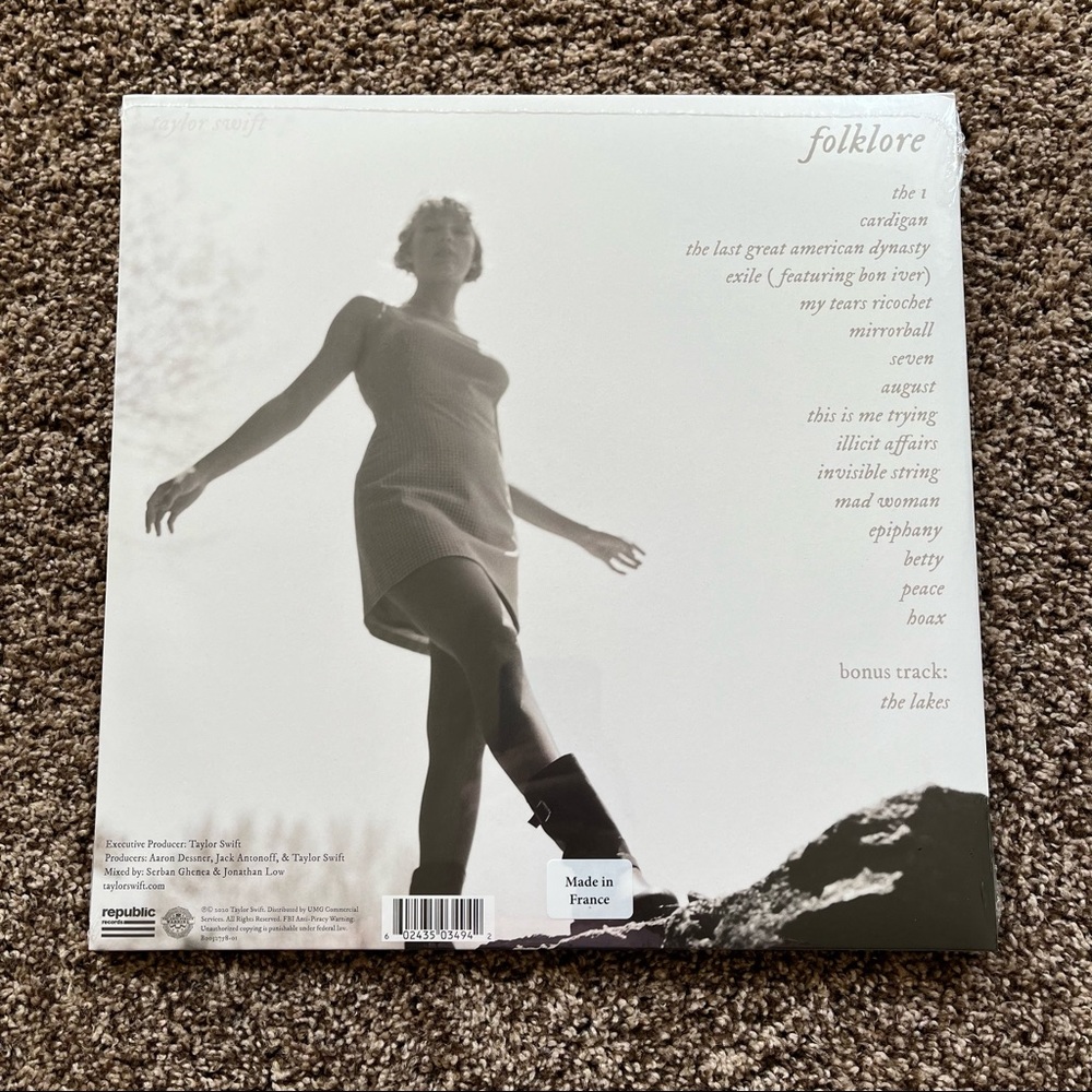 NEW Taylor Swift Folklore Vinyl - Picture 2 of 4